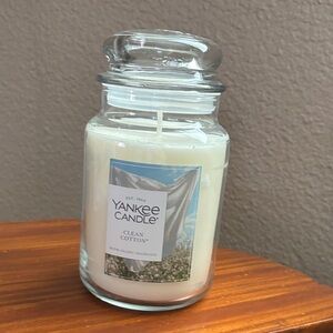 Yankee Candle Clean Cotton Jar Candle - Cream